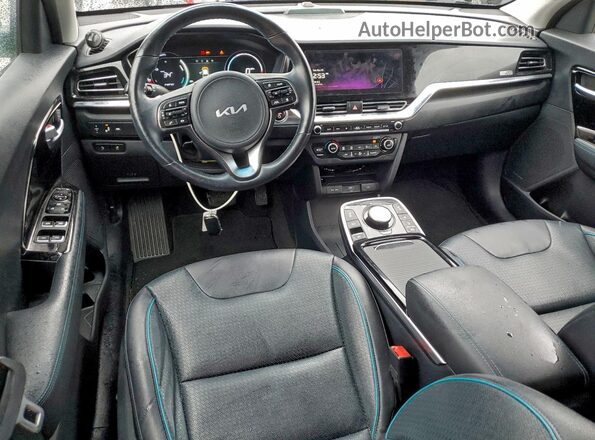 KNDCE3LG3N5140854 2022 KIA NIRO Blue Dashboard view