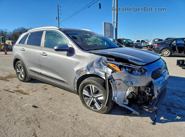 KNDCM3LD3N5518552 2022 KIA NIRO Silver Delantero derecho