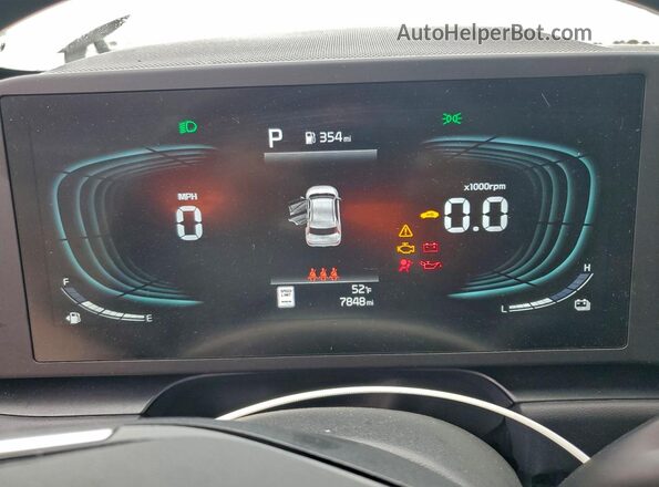 KNDCP3LE7S5300805 2025 KIA NIRO White 