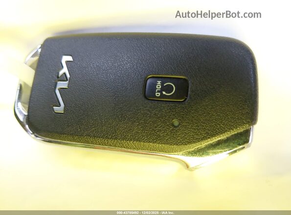KNDCR3L19S5141275 2025 KIA NIRO EV White წინა პანელის ხედი