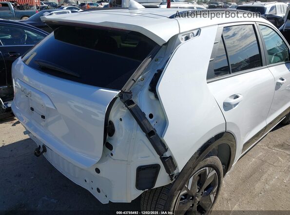 KNDCR3L19S5141275 2025 KIA NIRO EV White 