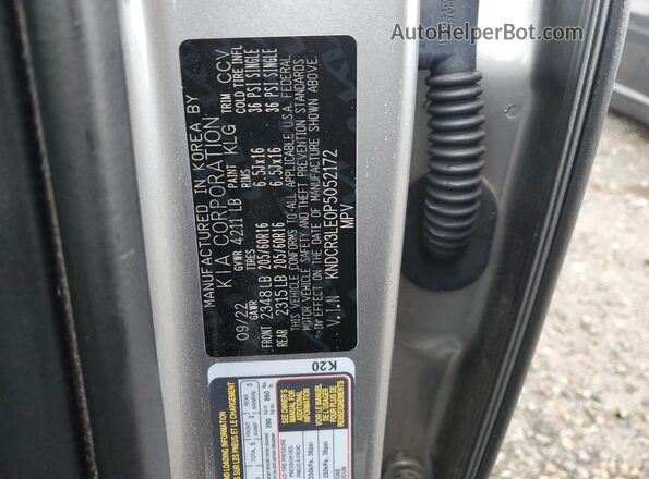 KNDCR3LE0P5052172 2023 KIA NIRO Silver Vista del compartimento del motor