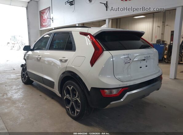 KNDCR3LE1S5260800 2025 KIA NIRO White Trasero izquierdo