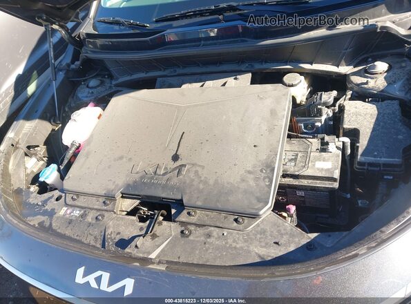KNDCT3L14R5085547 2024 KIA NIRO EV Gray Rear view