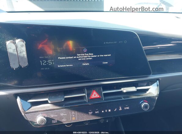 KNDCT3L14R5085547 2024 KIA NIRO EV Gray 