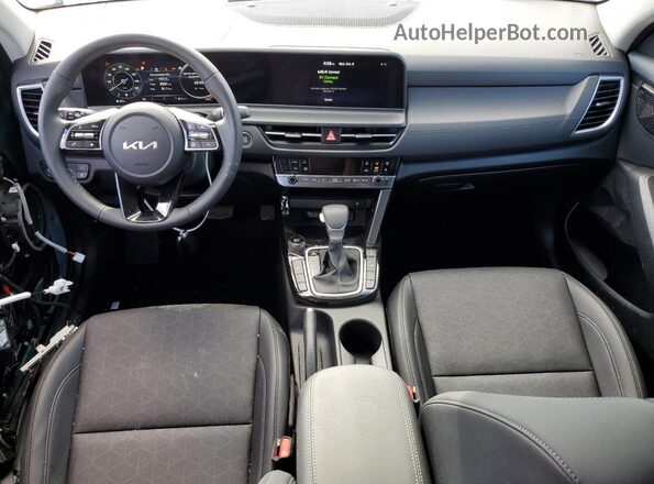 KNDERCAA2T7847652 2026 KIA SELTOS Бирюзовый Вид панели приборов