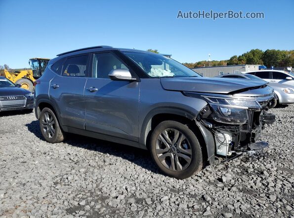 KNDEU2AA2P7371627 2023 KIA SELTOS Gray Przód prawy