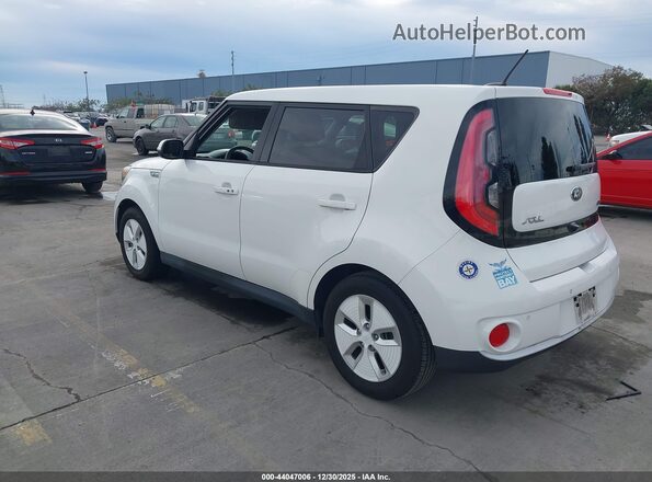 KNDJX3AE2G7007593 2016 KIA SOUL EV White Tył lewy