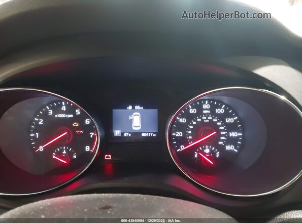 KNDMA5C10K6538441 2019 KIA SEDONA Silver Widok tylnych siedzeń