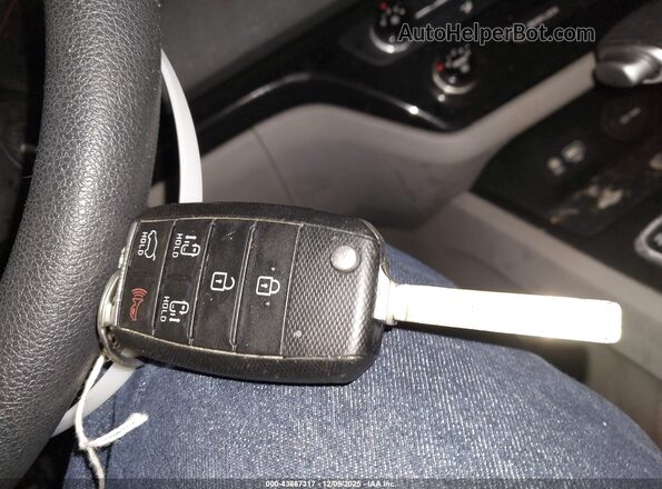 KNDMB5C10L6594023 2020 KIA SEDONA Серебряный 