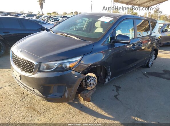 KNDMB5C11H6233178 2017 KIA SEDONA Gray Front left