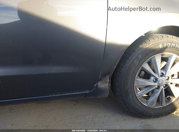 KNDMB5C11H6233178 2017 KIA SEDONA Gray 