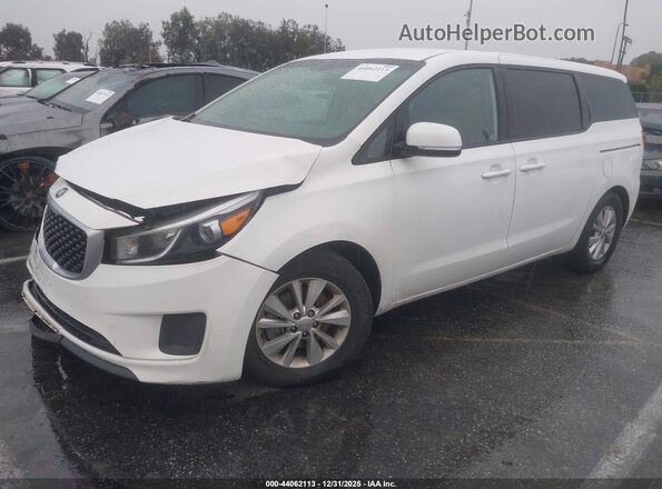 KNDMB5C11J6373107 2018 KIA SEDONA Белый Передняя левая четверть