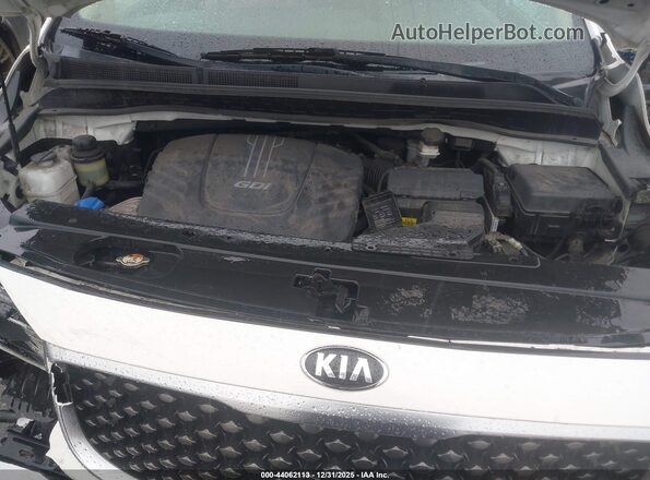 KNDMB5C11J6373107 2018 KIA SEDONA Белый Вид сзади