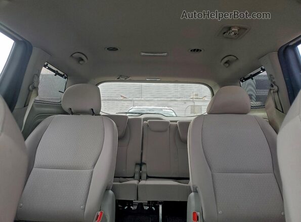 KNDMB5C15G6199129 2016 KIA SEDONA White Հետևի նստատեղերի տեսք