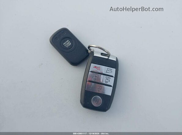 KNDMB5C19K6514264 2019 KIA SEDONA Black Առջևի վահանակի տեսք