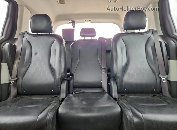 KNDNB4H34P6214907 2023 KIA CARNIVAL Black უკანა სავარძლების ხედი