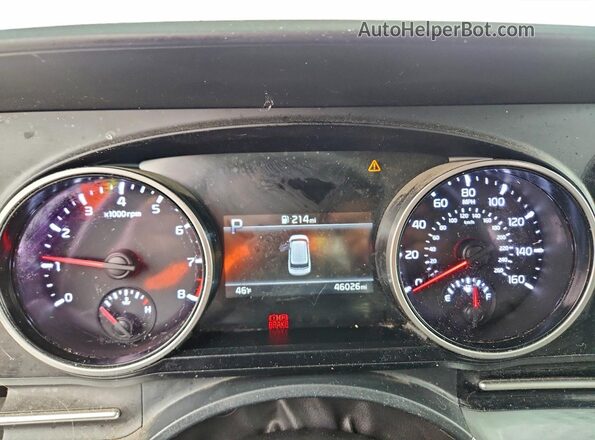 KNDNB4H34P6214907 2023 KIA CARNIVAL Black ხელსაწყოთა პანელის ხედი