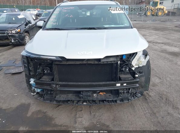 KNDNC5K33T6568052 2026 KIA CARNIVAL MPV Silver წინა ხედი