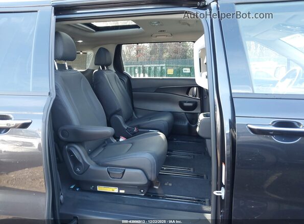 KNDNE5K34T6588093 2026 KIA CARNIVAL MPV Черный Вид наклейки с VIN-кодом