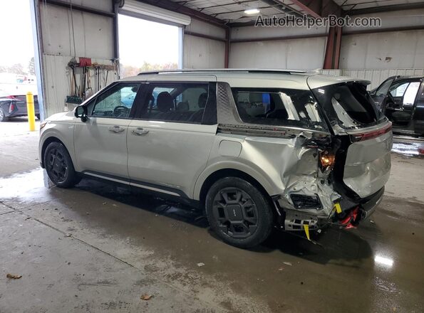 KNDNE5KA4S6066965 2025 KIA CARNIVAL Silver 