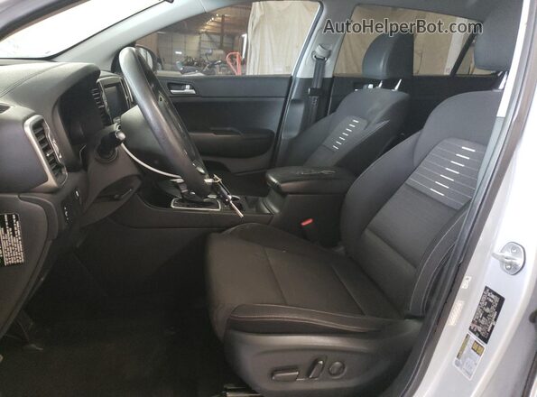 KNDPM3AC4J7419314 2018 KIA SPORTAGE Silver 