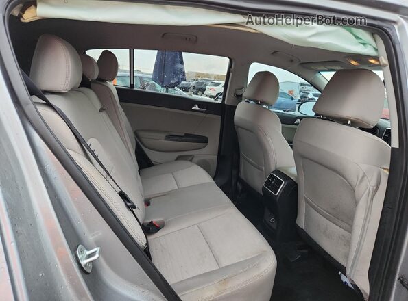 KNDPM3AC4N7014592 2022 KIA SPORTAGE Gray Вид задньої частини салону