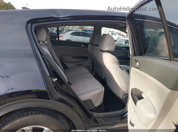 KNDPMCAC0J7436207 2018 KIA SPORTAGE Black VIN კოდის სტიკერის ხედი