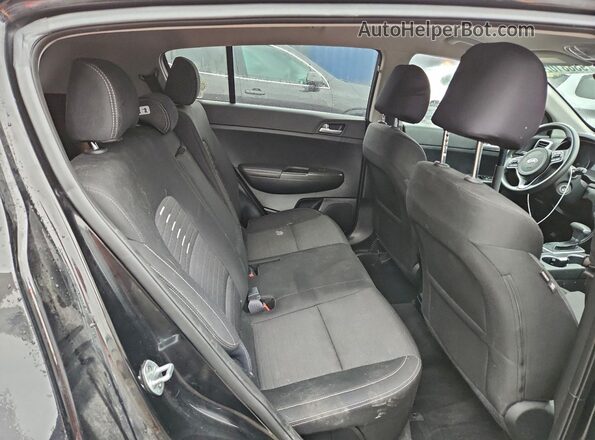 KNDPMCAC1J7444087 2018 KIA SPORTAGE Черный 