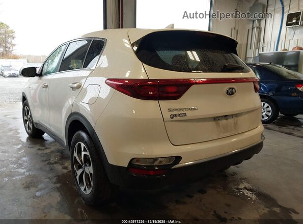 KNDPMCAC4M7909739 2021 KIA SPORTAGE White 