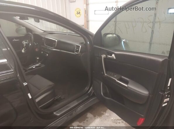 KNDPMCAC8N7953292 2022 KIA SPORTAGE Black წინა სალონის ხედი