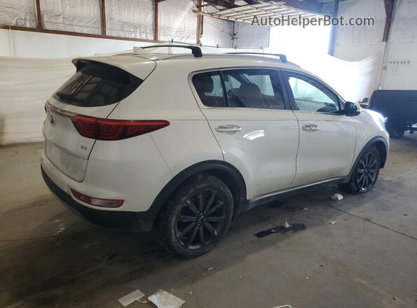KNDPNCAC2J7442362 2018 KIA SPORTAGE White 