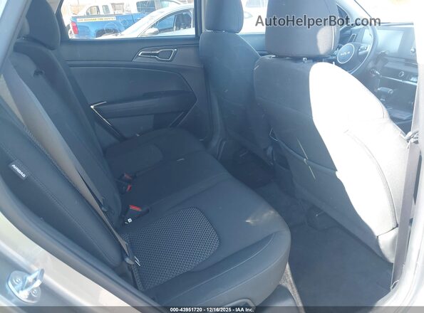 KNDPU3DF6R7306823 2024 KIA SPORTAGE Gray Vista de la etiqueta del VIN