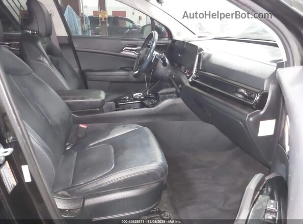 KNDPVCAG9P7098198 2023 KIA SPORTAGE HYBRID Black Front interior view