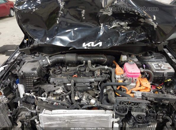 KNDPVCAG9P7098198 2023 KIA SPORTAGE HYBRID Black Rear view