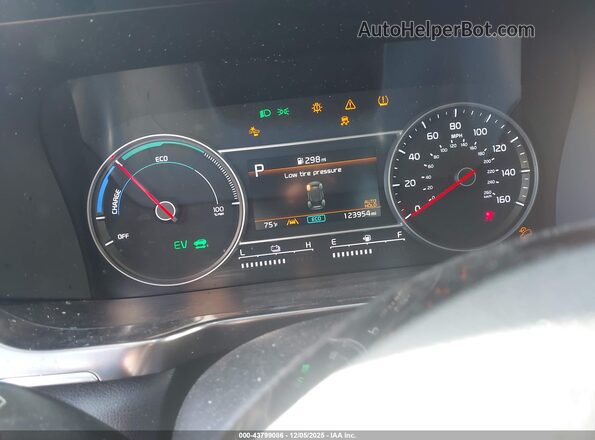 KNDRG4LG0N5081790 2022 KIA SORENTO HYBRID Gray 
