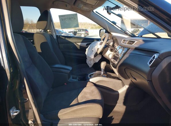 KNMAT2MV0GP678309 2016 NISSAN ROGUE Black Front interior view