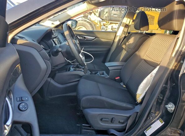 KNMAT2MV6JP528227 2018 NISSAN ROGUE Black Вид салону спереду