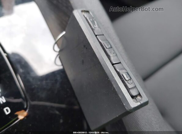 LPSED3KA2ML018305 2021 POLESTAR 2 Gray Widok deski rozdzielczej