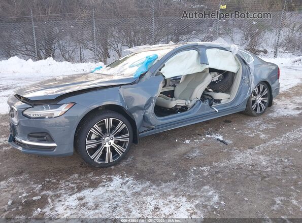 LVY062MN8PP320516 2023 VOLVO S90 Gray Przód lewy