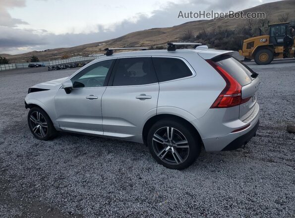 LYV102RK3JB097218 2018 VOLVO XC60 Silver 
