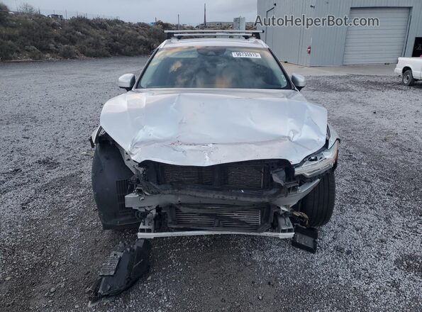 LYV102RK3JB097218 2018 VOLVO XC60 Silver 
