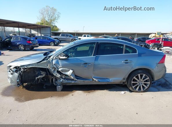 LYV402HK3JB179061 2018 VOLVO S60 INSCRIPTION Gray Rear interior view