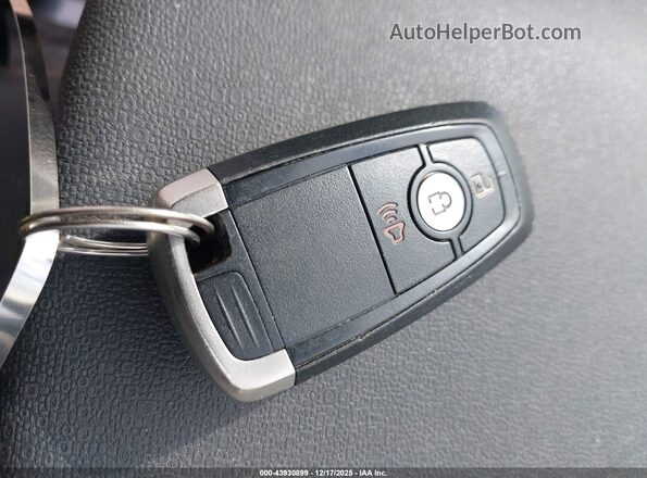 MAJ3S2GE2MC424102 2021 FORD ECOSPORT Серый 