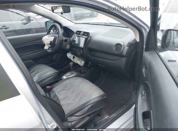 ML32AUHJ3NH008082 2022 MITSUBISHI MIRAGE Silver Vista interior delantera