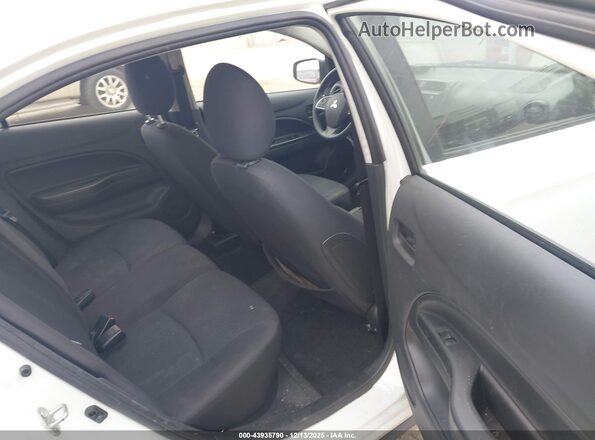 ML32F3FJ3KHF06327 2019 MITSUBISHI MIRAGE G4 White Vista de la etiqueta del VIN