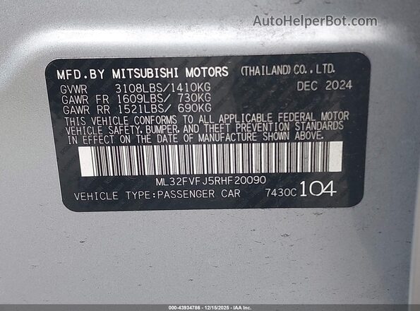 ML32FVFJ5RHF20090 2024 MITSUBISHI MIRAGE G4 Silver Vista del compartimento del motor