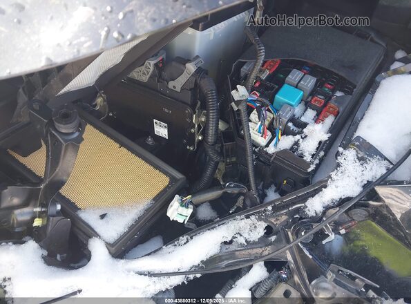 NMTKHMBXXMR123440 2021 TOYOTA LE Черный 