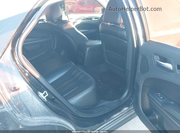 OK0123863040      2017 CHRYSLER 300 Черный Вид наклейки с VIN-кодом
