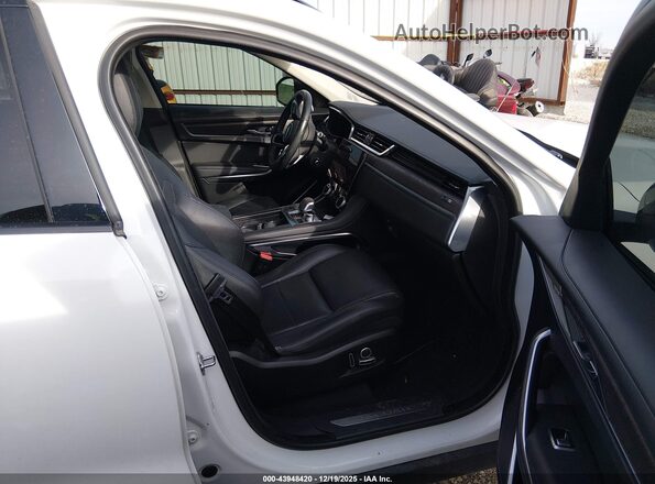 SADCJ2EX3MA681111 2021 JAGUAR F-PACE White Vista interior delantera